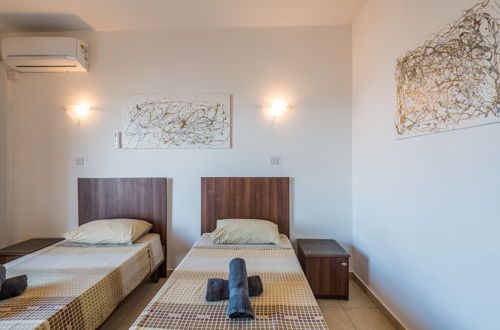 Photo 9 - Seashells Self Catering Apartment by Getaways Malta