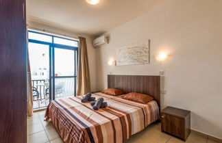 Photo 2 - Seashells Self Catering Apartment by Getaways Malta