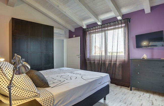 Lovely Holiday Home With Private Pool - Foto 8