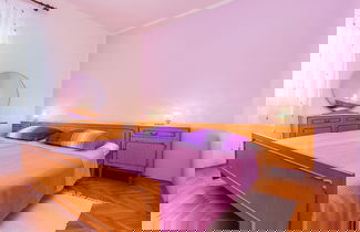 Foto 3 - Quaint Apartment With Garden in Medulin