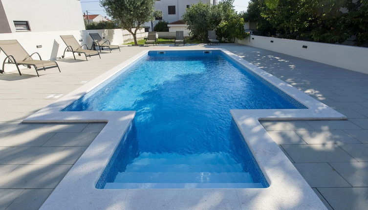 Foto 1 - Gorgeous Seaside Villa in Zadar With Swimming Pool