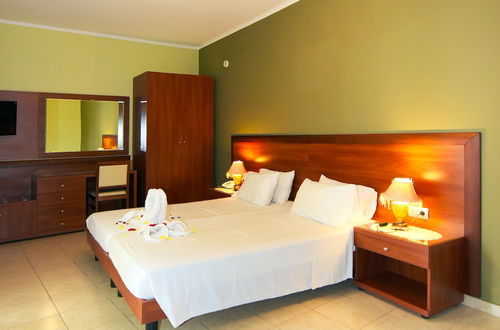 Photo 5 - Esmeralda Hotel