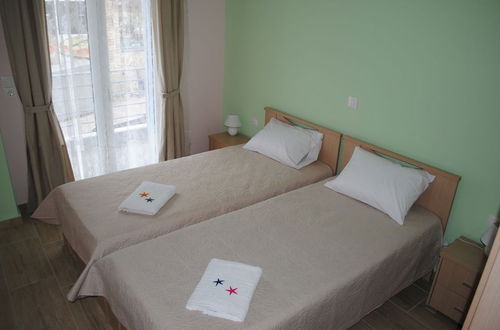 Photo 4 - Kentrikon Suites