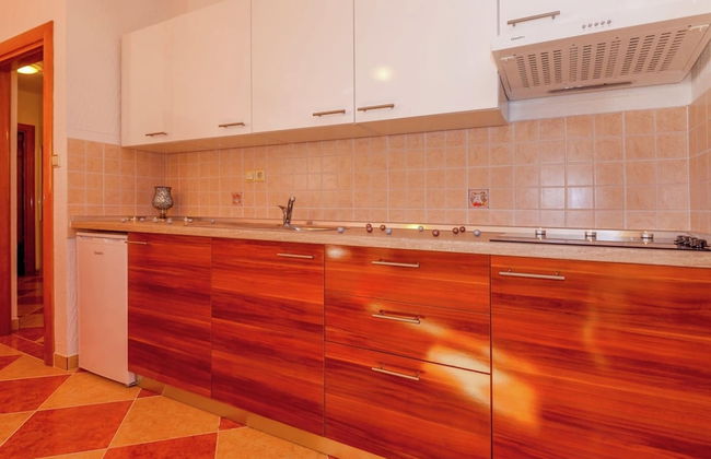 Peaceful Apartment in Dramalj with Hot Tub - Foto 6