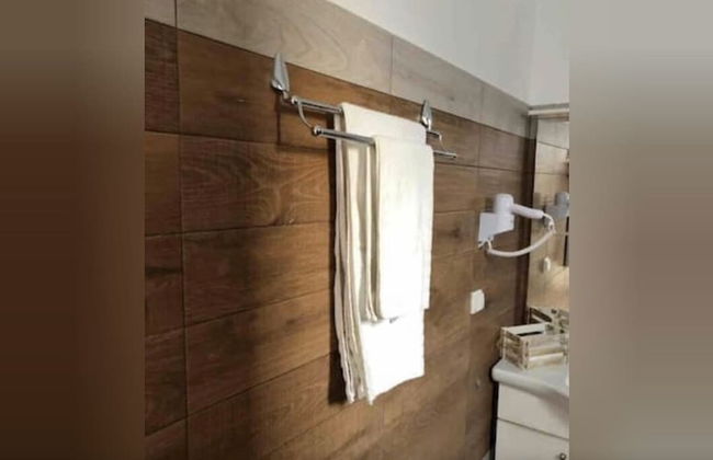 Grande Blue Suites with private bay - Photo 7