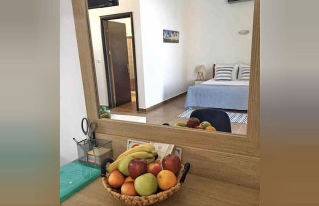 Grande Blue Suites with private bay - Photo 4