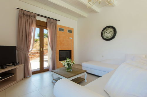 Photo 12 - Charming Villa in Achlades Crete With Private Pool