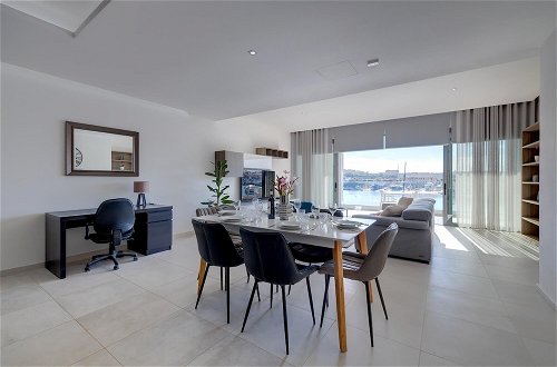 Foto 17 - Superlative Apartment With Valletta and Harbour Views