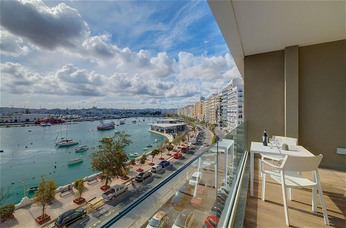 Foto 1 - Luxury Apartment With Valletta and Harbour Views