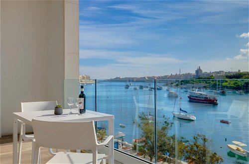 Photo 47 - Deluxe Apartment With Valletta and Harbour Views