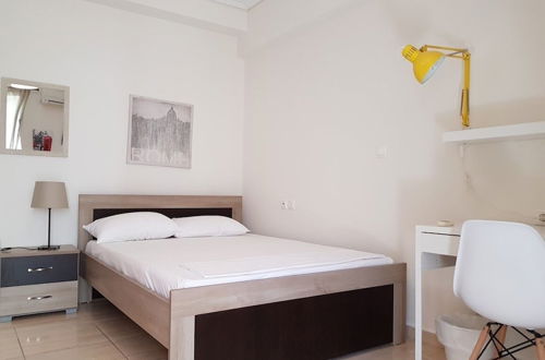 Photo 3 - Erra - Zephyr - Athens Center, 90m²,3 BD,1.5 BATH