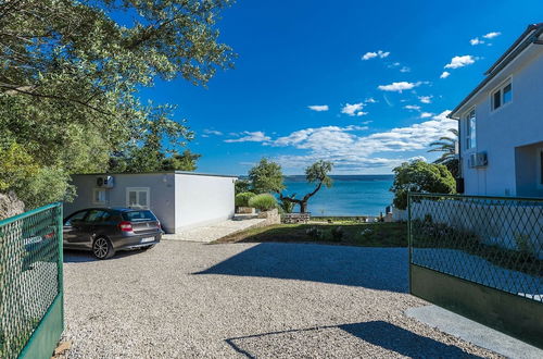 Photo 2 - Modern Villa in Maslenica With Swimming Pool