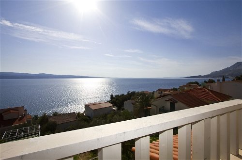 Foto 23 - Luxury apt w Pool, 3 Balconies, Terrace & sea View