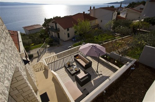 Photo 20 - Luxury apt w Pool, 3 Balconies, Terrace & sea View