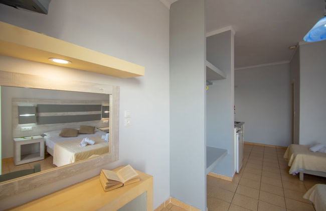 Agoulos Beach Hotel - Foto 12