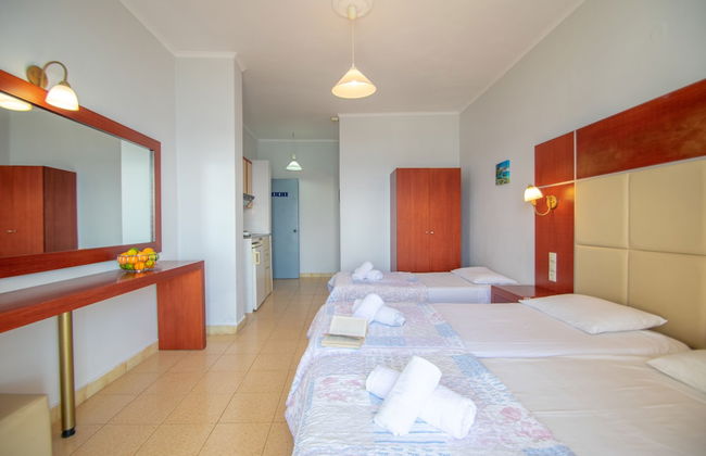 Agoulos Beach Hotel - Foto 2