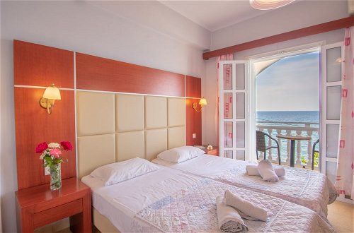 Foto 17 - Agoulos Beach Hotel