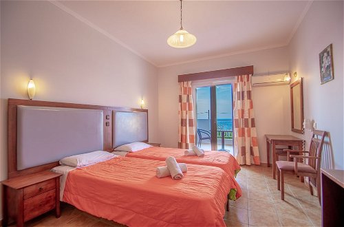 Photo 16 - Agoulos Beach Hotel