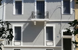 Photo 2 - Athens Residence Apartments