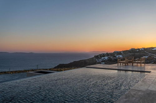 Foto 25 - Breathtaking 5 Bedroom Villa With Private Pool