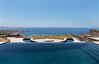 Foto 1 - Breathtaking 5 Bedroom Villa With Private Pool