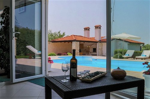 Photo 28 - Luxurious Villa in Lavanda in Kanfanar With Private Pool
