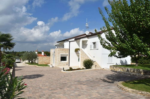 Photo 35 - Luxurious Villa in Lavanda in Kanfanar