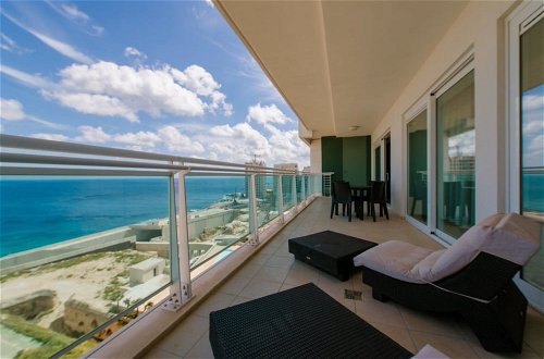 Photo 35 - Seafront Luxury APT With Pool