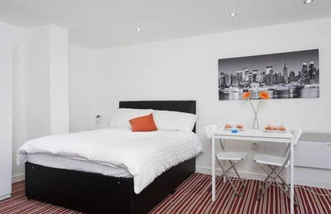Brownhill Studio in Leeds - Photo 1