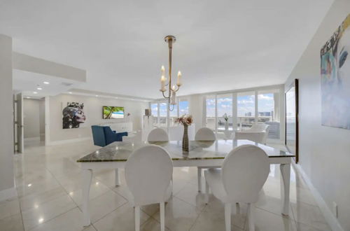 Foto 39 - Modern and Bright Penthouse With Ocean View