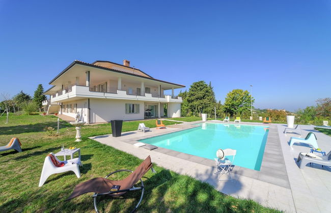 Beautiful Stay in Tavullia - Photo 32