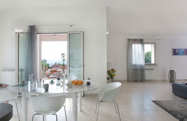 Hillside Comfort in Tavullia - Photo 17
