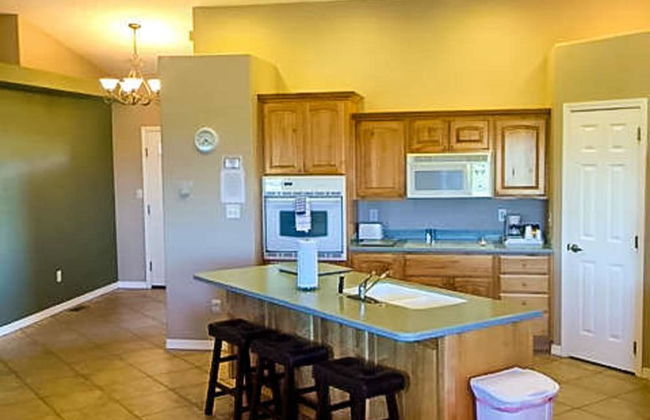 Bryce Country Cabins - Photo 31