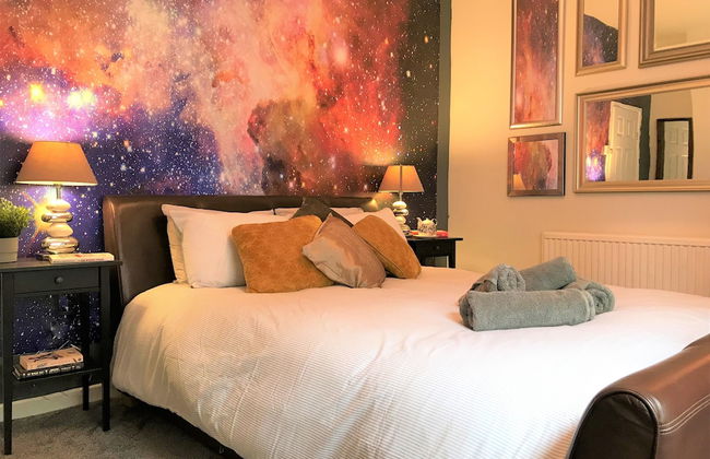 Central Wigan Welcoming Townhouse Sleeps up to 6 - Foto 4