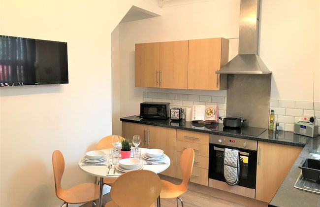 Central Wigan Welcoming Townhouse Sleeps up to 6 - Foto 15