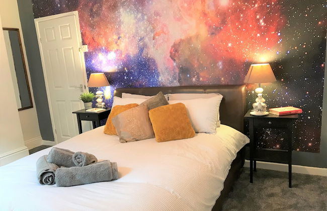 Central Wigan Welcoming Townhouse Sleeps up to 6 - Foto 8