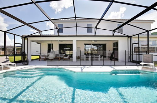 Photo 42 - Comfortable and Modern Home With Private Pool Near Disney