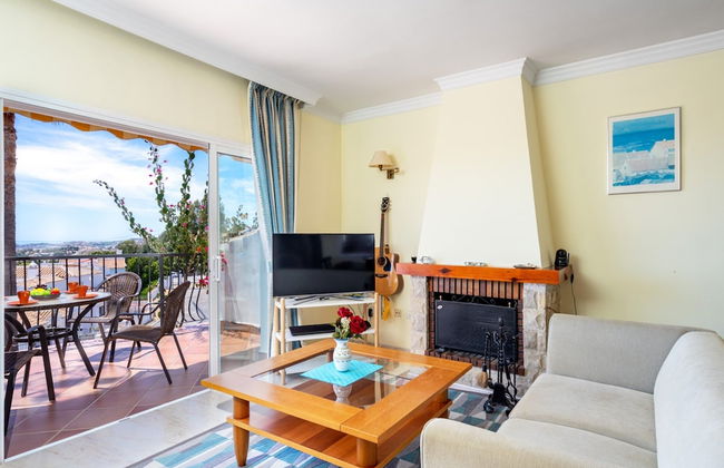 Apartment - 2 Bedrooms with Pool and WiFi - 107865 - Photo 11