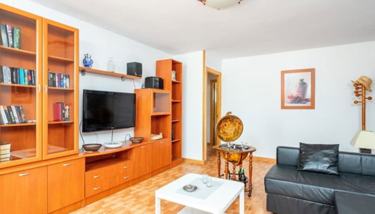 Photo 1 - Apartment - 2 Bedrooms with WiFi - 107887