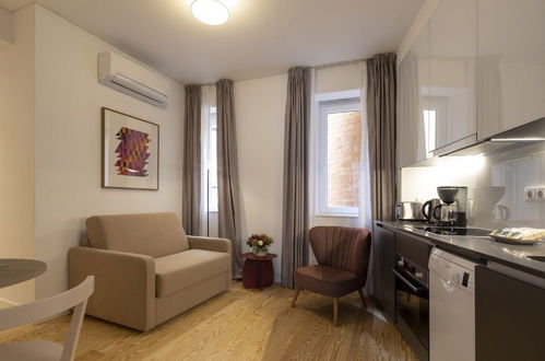 Photo 33 - Lisbon Serviced Apartments Santos