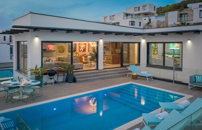 Luxury Villa Riva with Infinity Pool - Foto 46