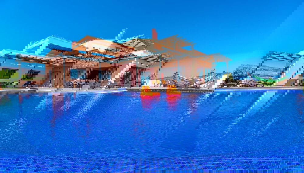 Primary image