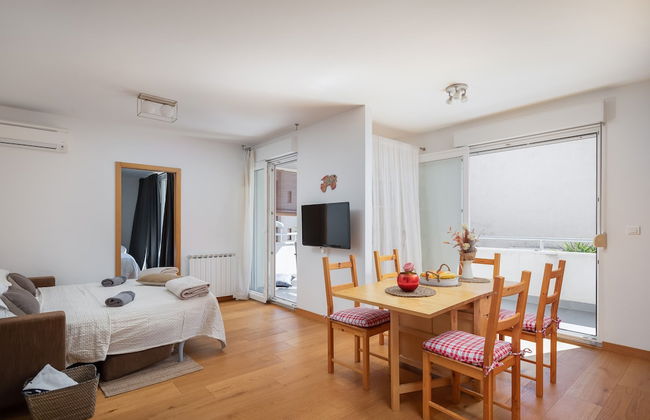 Modern apt With Terrace 4 min Walk to the Beach - Foto 6