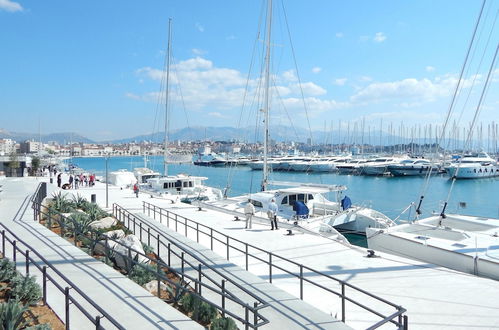 Photo 26 - Charming Apartment With Balcony With the sea View