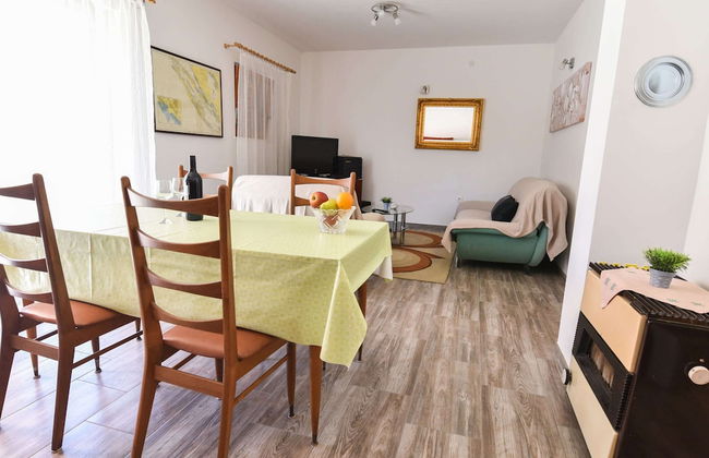Holiday Home in Veli Iz With Fenced Garden - Foto 17