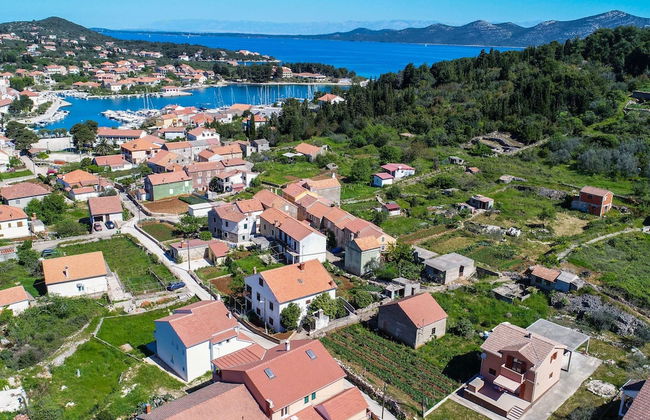 Holiday Home in Veli Iz With Fenced Garden - Foto 25