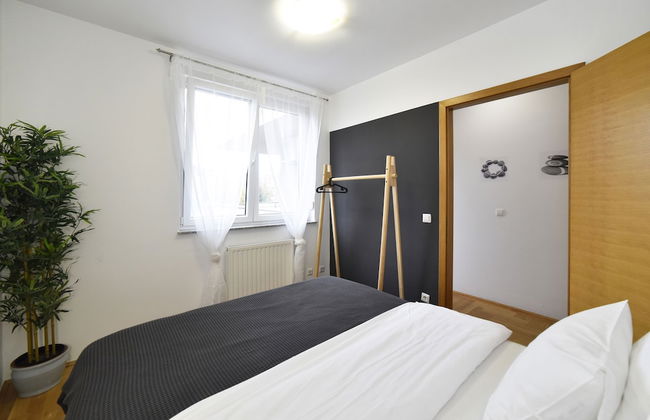 Apartment Stadium - Photo 4