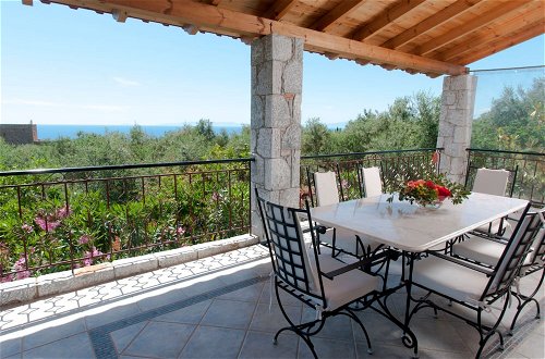 Foto 1 - Spacious Villa Stunning Seaview - Perfect Location