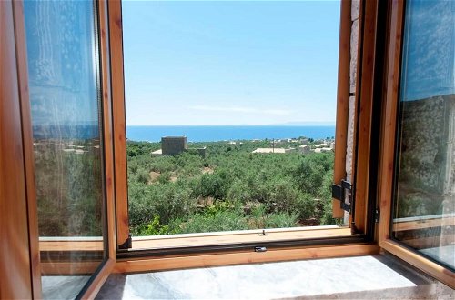 Photo 26 - Spacious Villa Stunning Seaview - Perfect Location