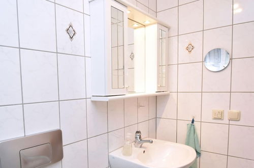 Photo 9 - Pet-friendly Apartment in Sohl